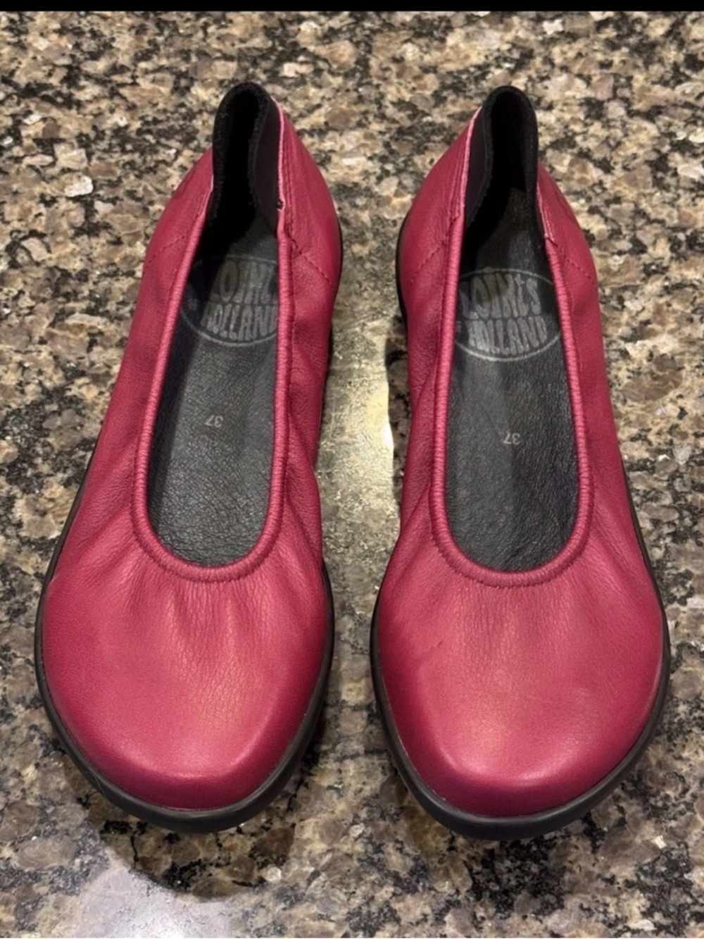 Loints Of Holland Nessersluis Ballet Flat Sz 37 US 7 Magenta Leather Comfortable